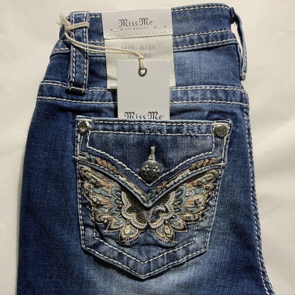 Miss Me Blue Mid Rise Capri Embellished Faux Flap Pockets Jeans 26 - Picture 12 of 12
